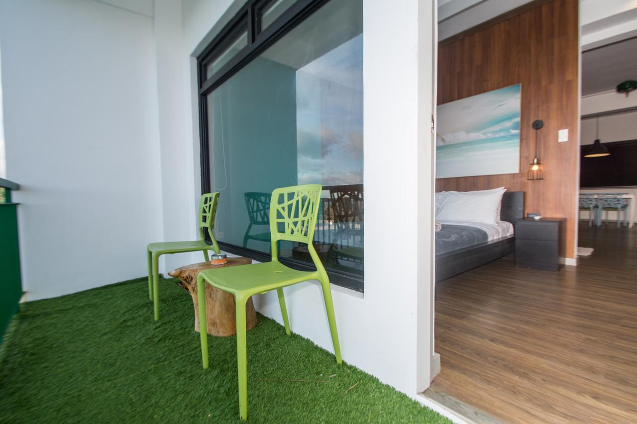 Luxeview Hotel Balabag Kültér fotó